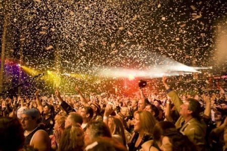 How To Organise Your New Year 2013 Party Now