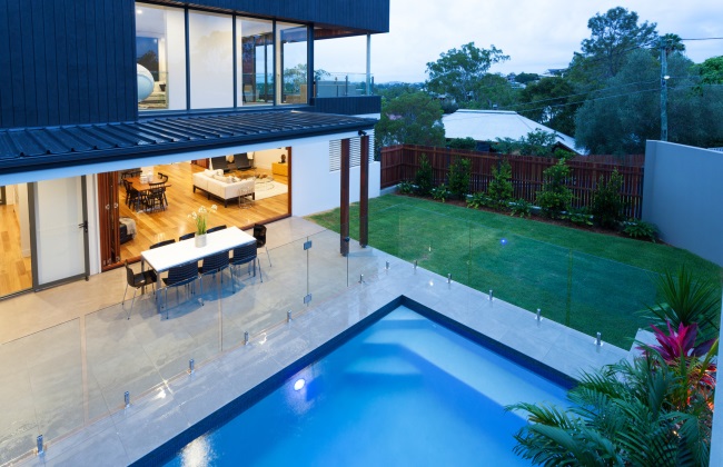 Choose Glass Pool Fencing For Increased Safety