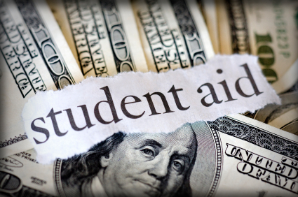 How Students Should Look for Scholarship and Financial Aids