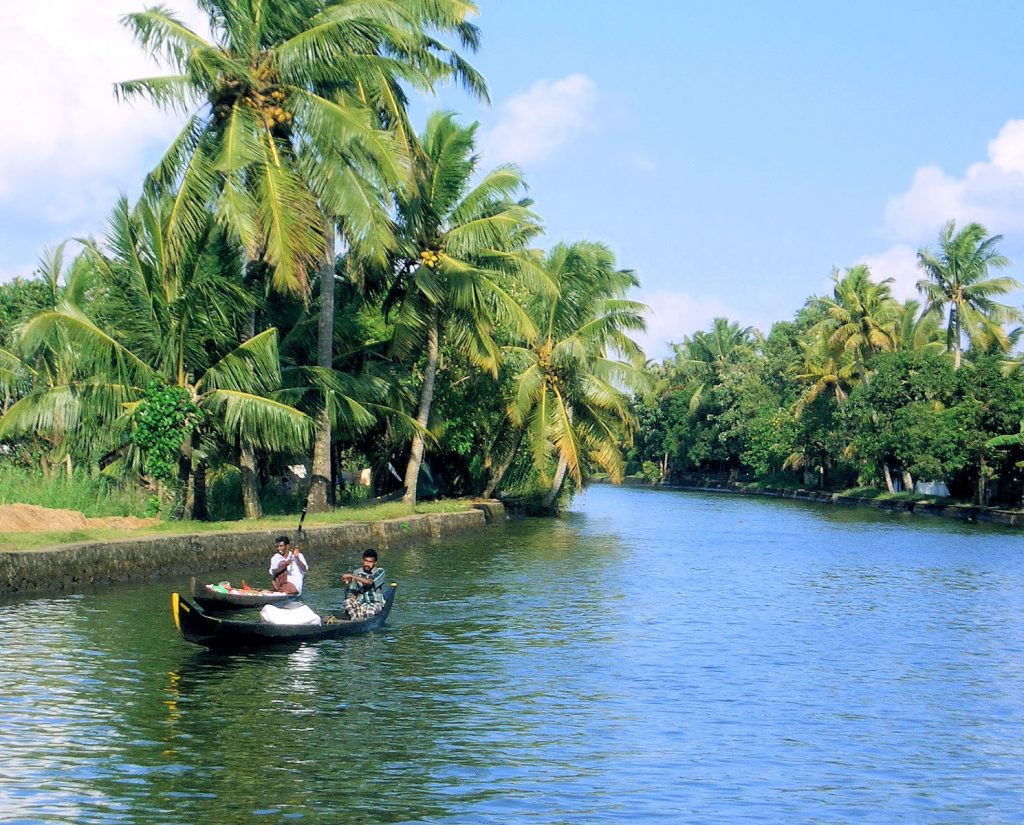 Kerala Backwater Tour Experience- Once In Your Lifetime, Always In Your Memory Lane!